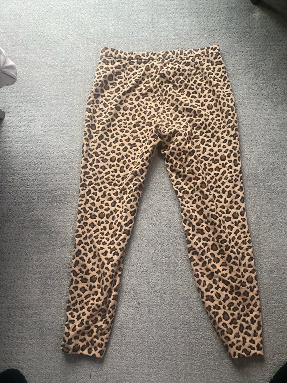 St. John Leopard Print Pants - Brown & Black Size 14 - Picture 3 of 4